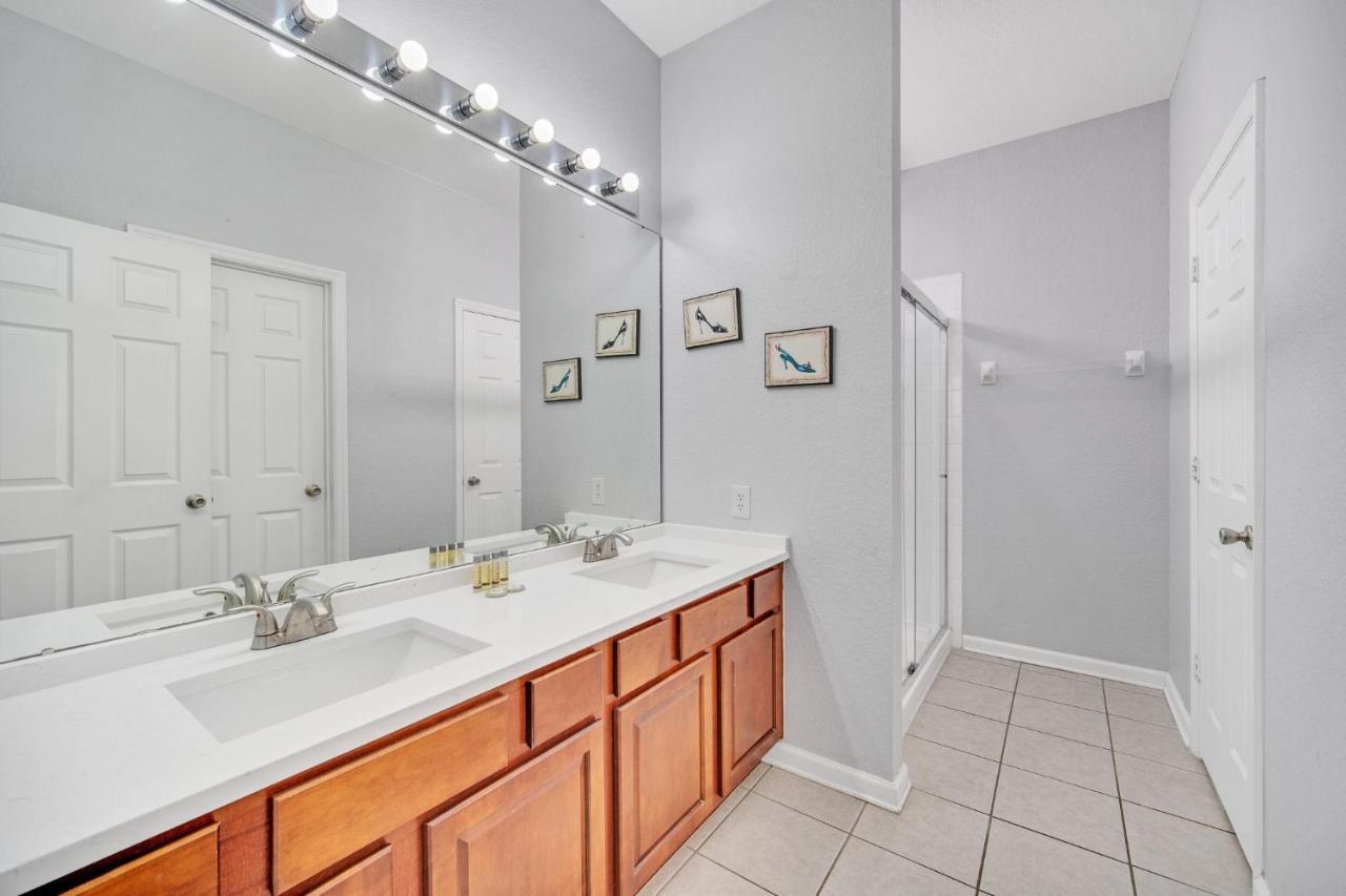Near Disney! Spacious 5Br Resort Home With Private Pool, Hot Tub And Theater! 奥兰多 外观 照片