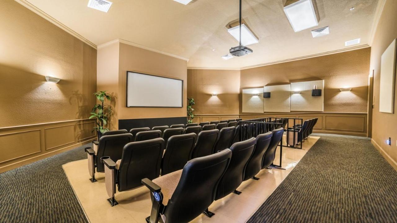 Near Disney! Spacious 5Br Resort Home With Private Pool, Hot Tub And Theater! 奥兰多 外观 照片